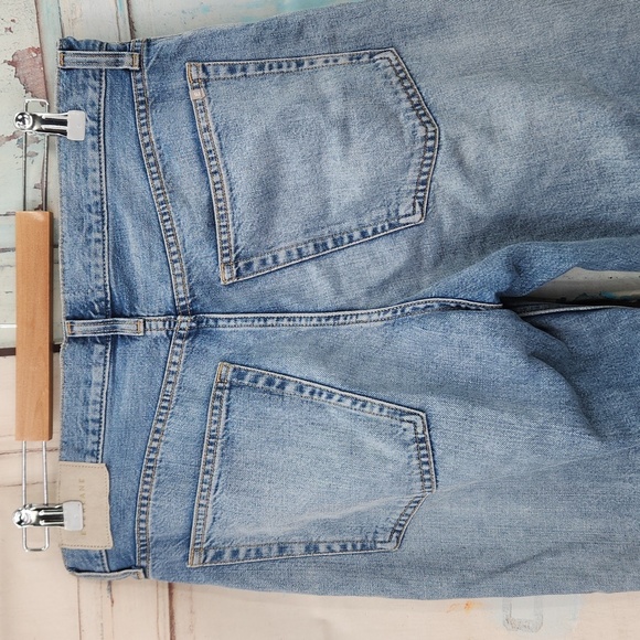 Everlane The Summer Slouch Jeans - Picture 6 of 9